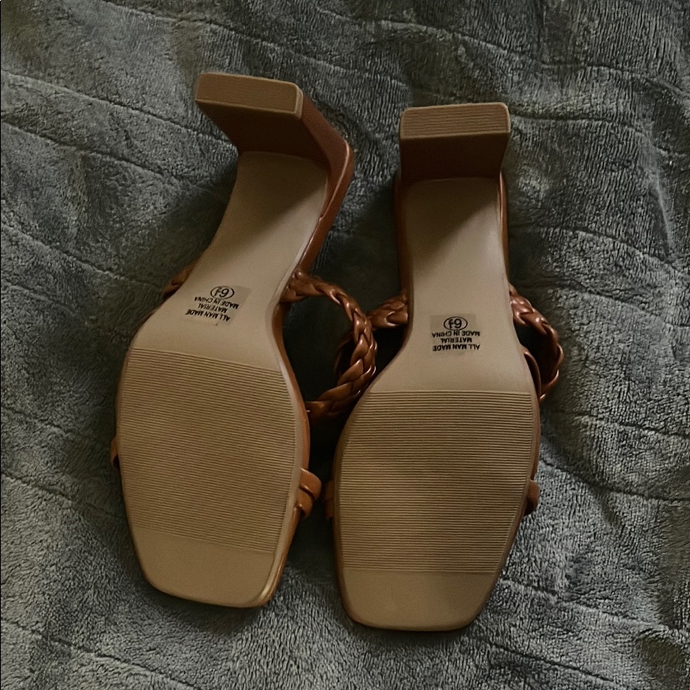 Soda Brown Braided Heels - Picture 3 of 3